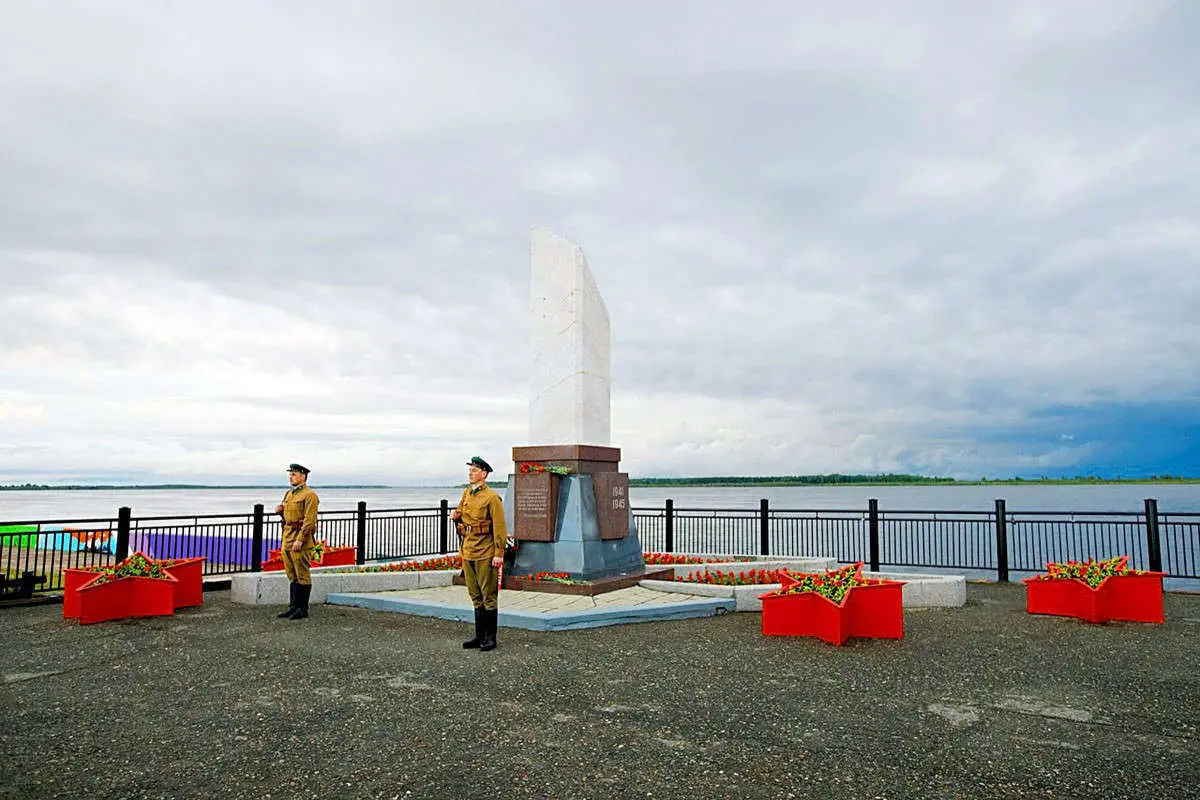 image-0