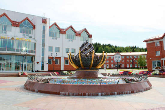 Фонтан «Яйцо Фаберже»